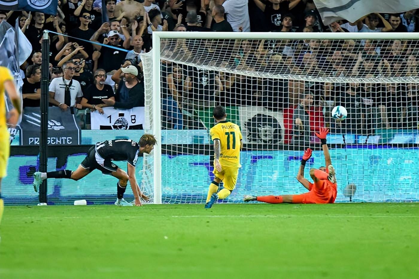 意大利杯赛程吃紧，犹他爵士赛后豪取连胜，质疑声仍在，控场能力受关注的简单介绍