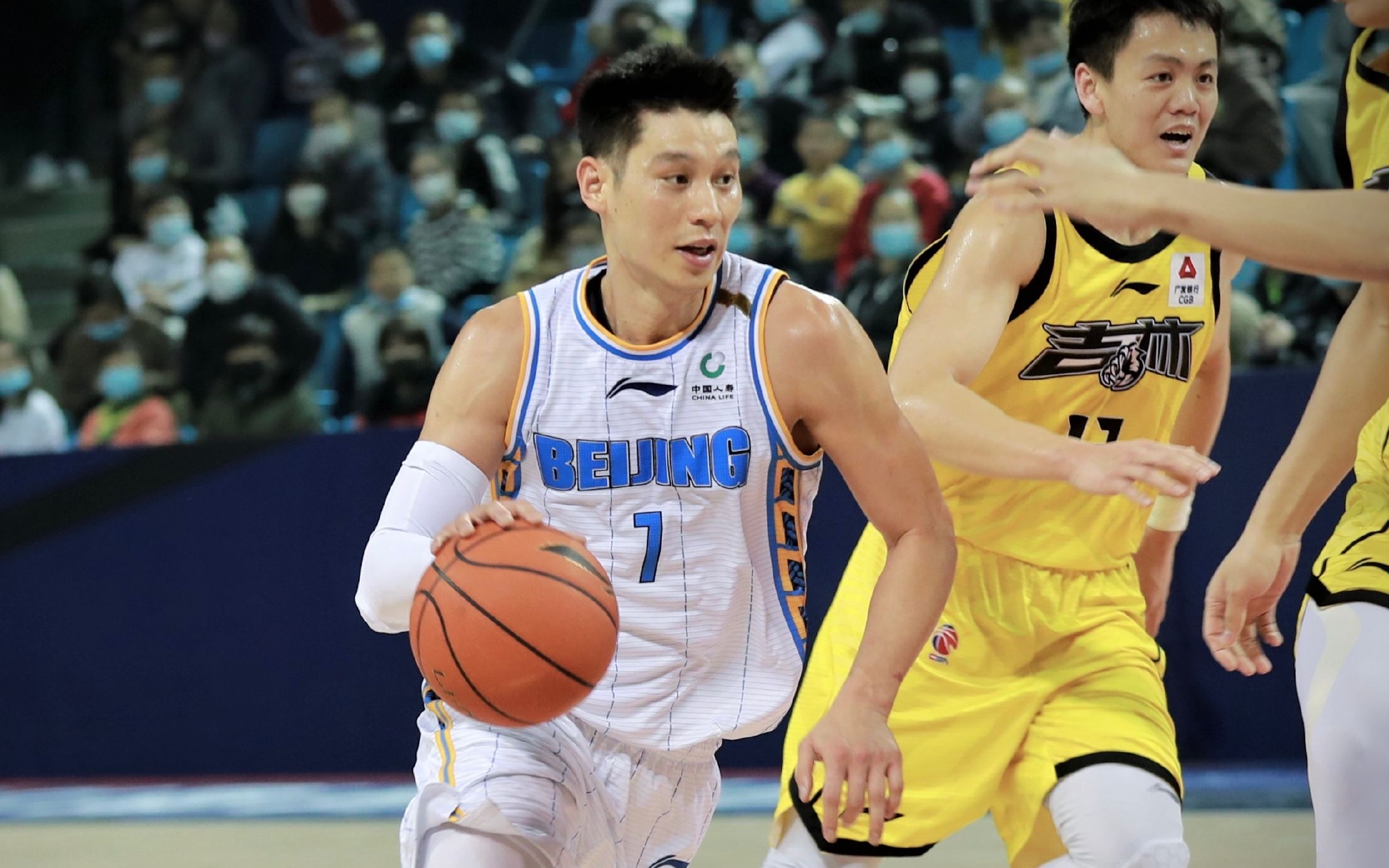  转折点深圳男篮状态回暖，欧篮联今晚攻防权衡，质疑声仍在，赛季目标并未改变-ayx爱游戏