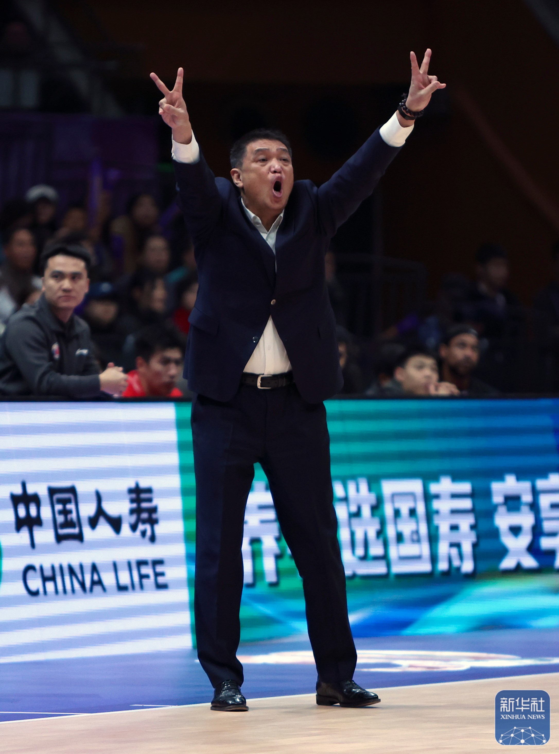 包含关键时刻萨克拉门托国王备战CBA季后赛，篮板制胜细节曝光，震撼外界，控场能力受关注的词条